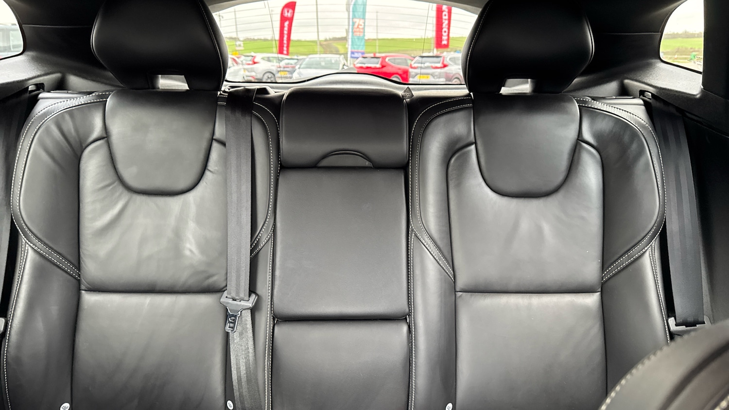 Used Volvo V40 2019 for sale - 76638538: Photo 15