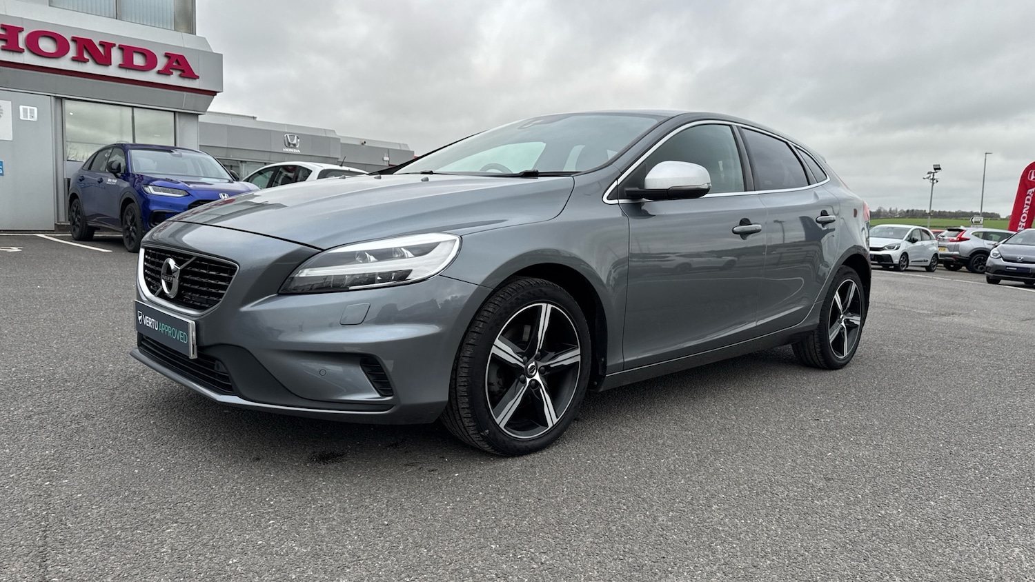 Used Volvo V40 2019 for sale - 76638538: Photo 21