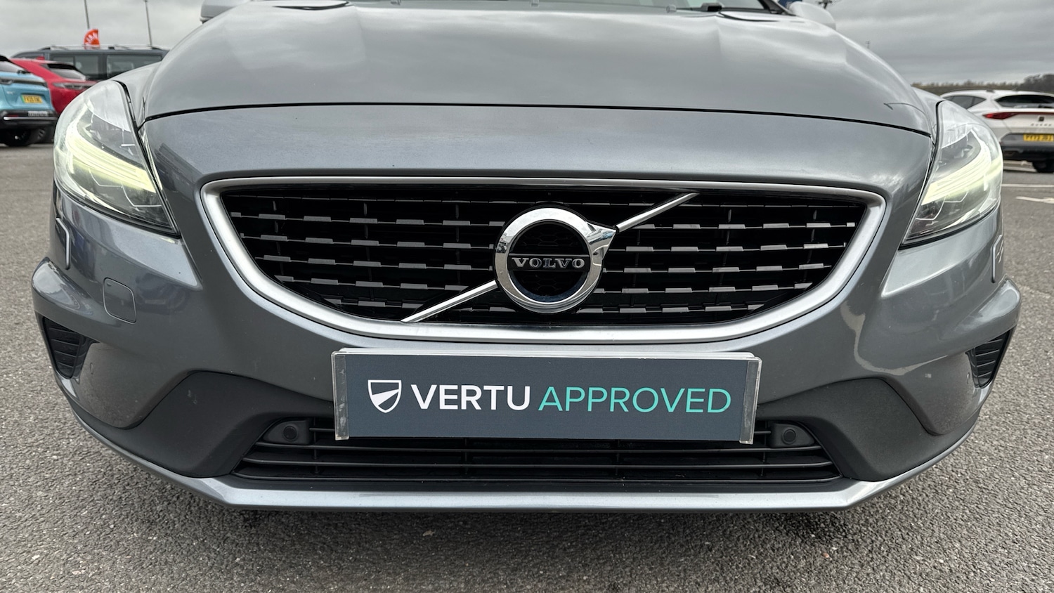 Used Volvo V40 2019 for sale - 76638538: Photo 42