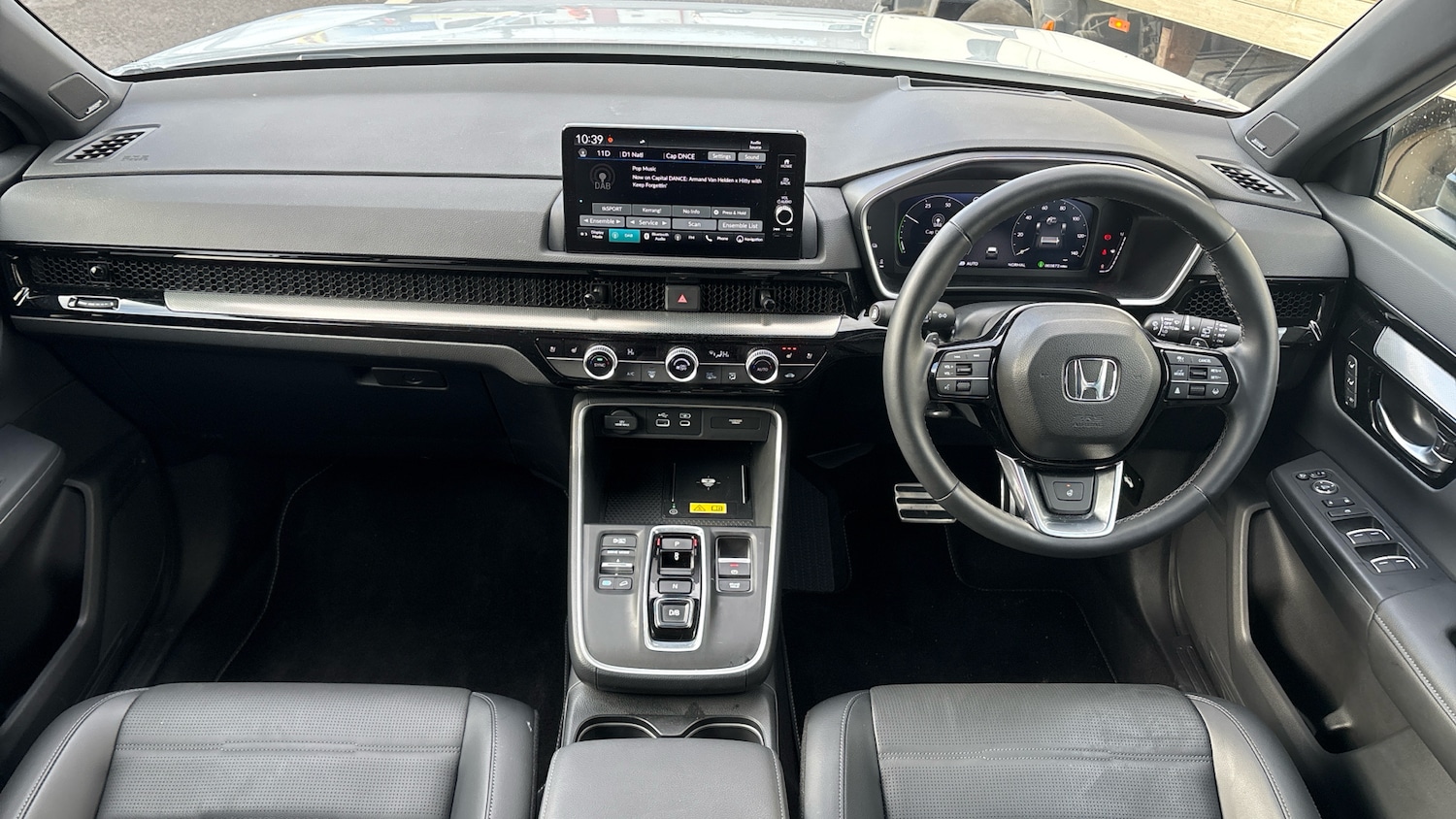 Used Honda CR-V 2025 for sale - 76542763: Photo 4