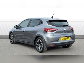 Used Renault Clio 2023 for sale - 78253966: Photo