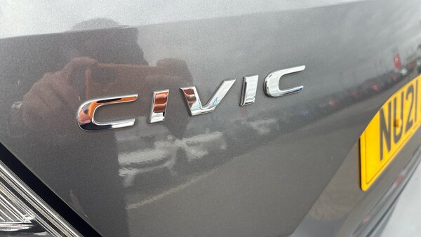 Used Honda Civic 2021 for sale - 76289088: Photo 17
