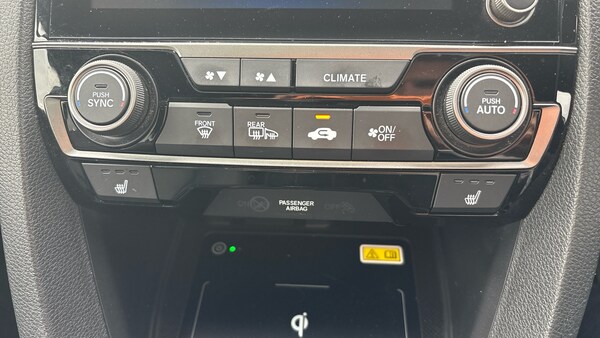 Used Honda Civic 2021 for sale - 76289088: Photo 30
