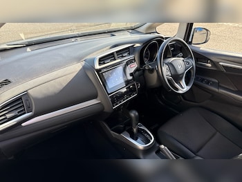 Used Honda Jazz 2016 for sale - 76438430: Photo