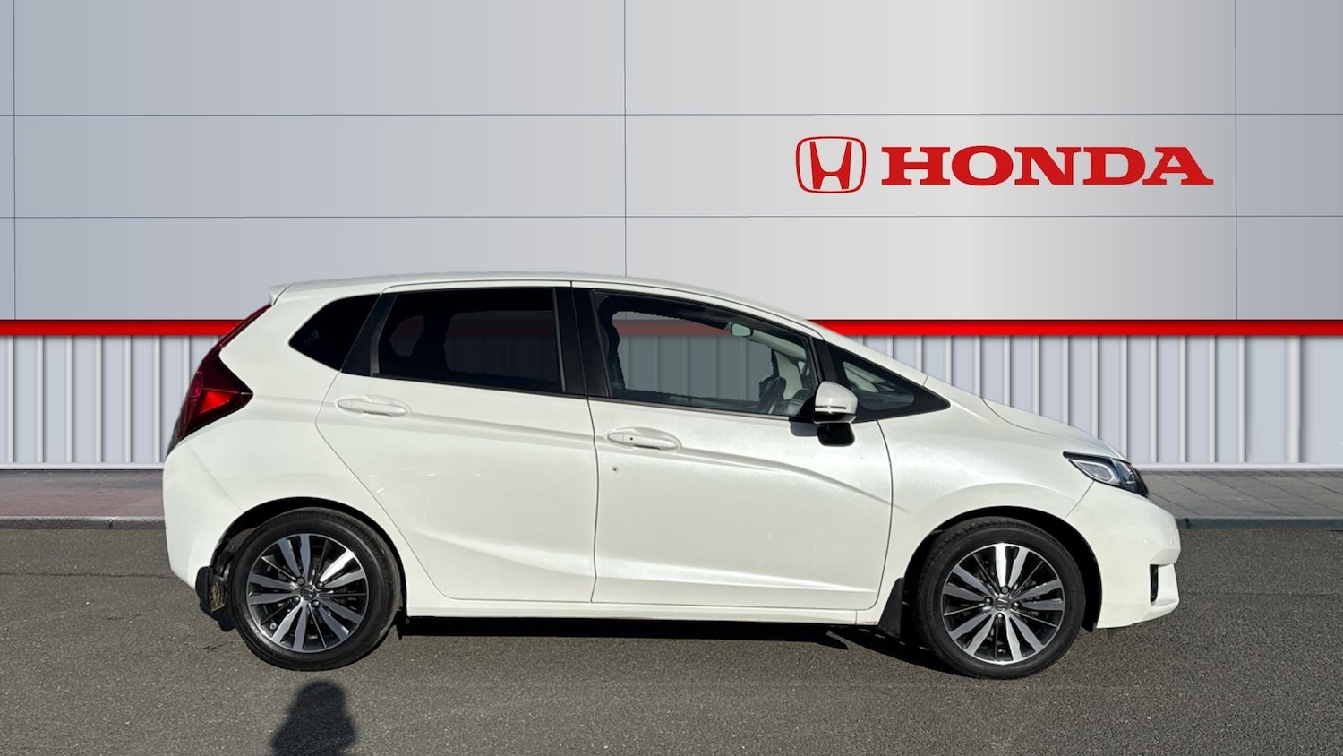 Used Honda Jazz 2016 for sale - 76438430: Photo 5