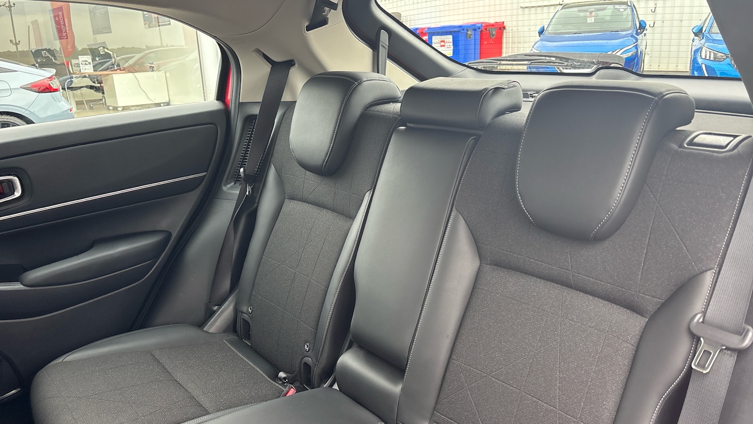 Used Honda HR-V 2023 for sale - 76082357: Photo 8