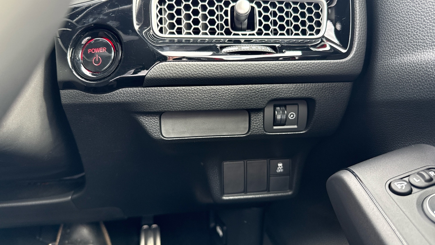 Used Honda Civic 2025 for sale - 76131212: Photo 34