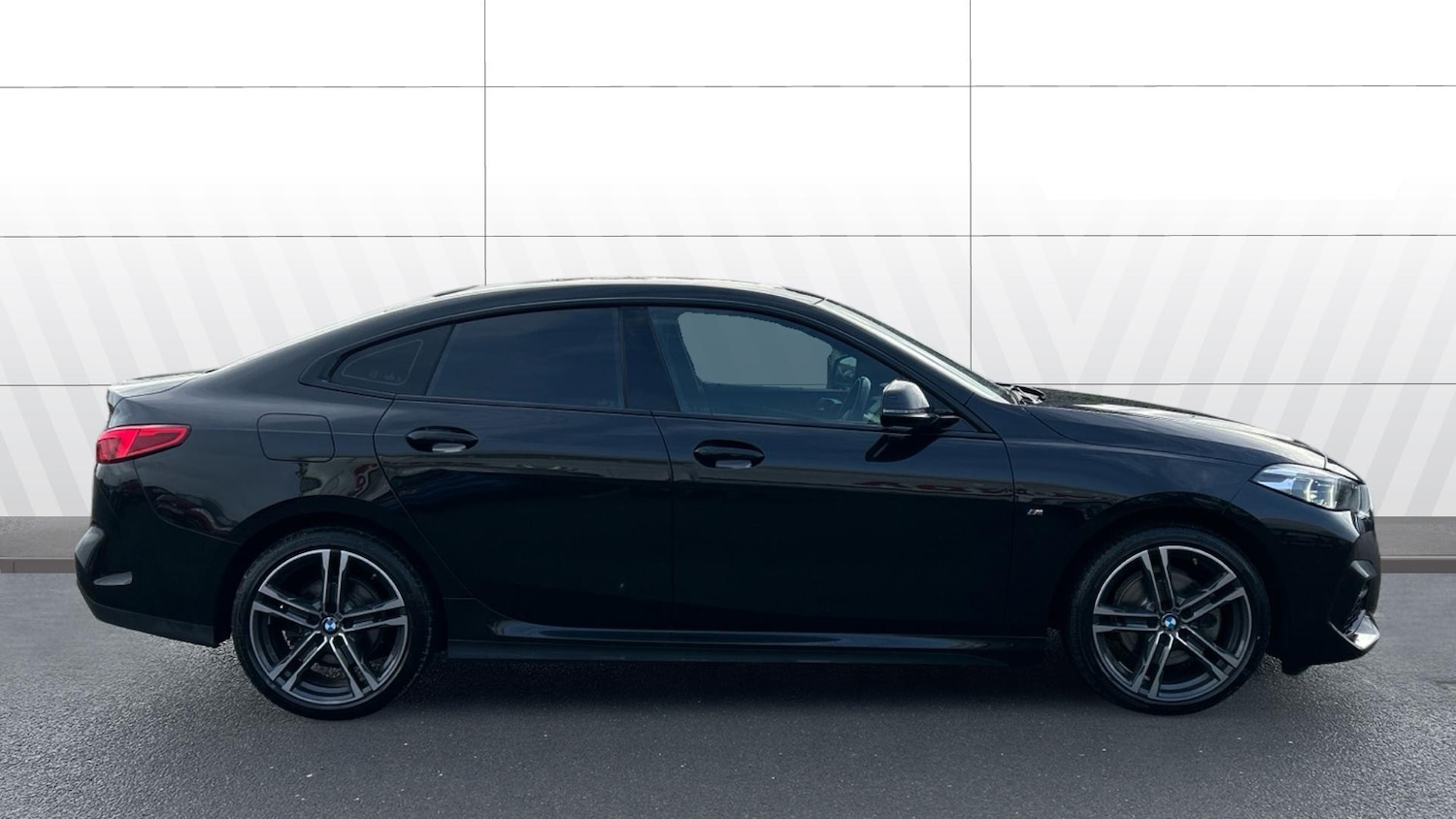 Used BMW 2 Series 2024 for sale - 77184798: Photo 5