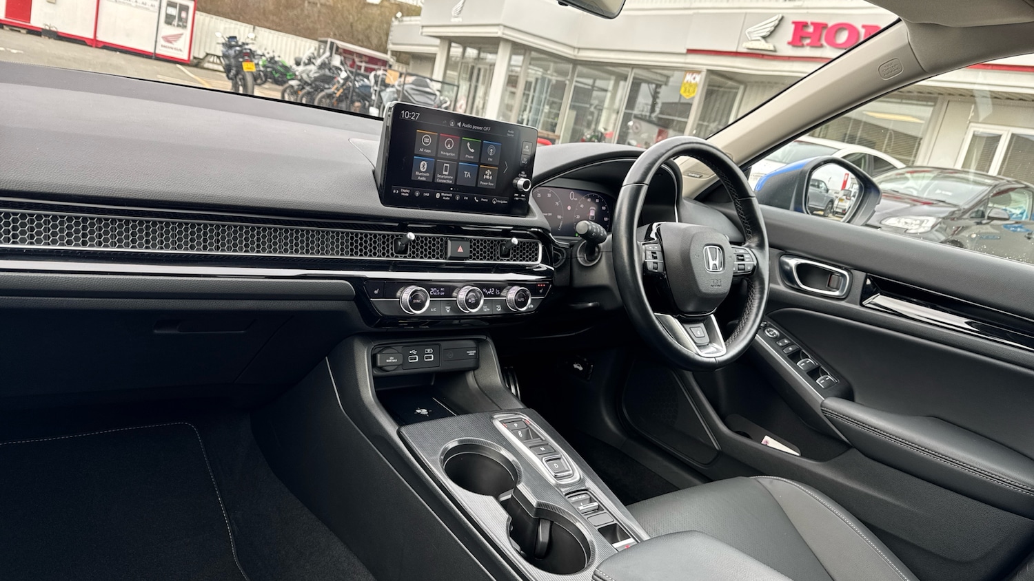 Used Honda Civic 2023 for sale - 77871960: Photo 2