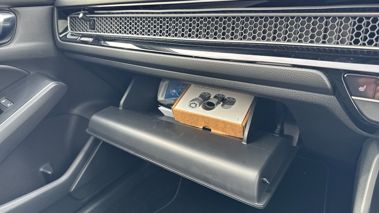 Used Honda Civic 2023 for sale - 77871960: Photo 31