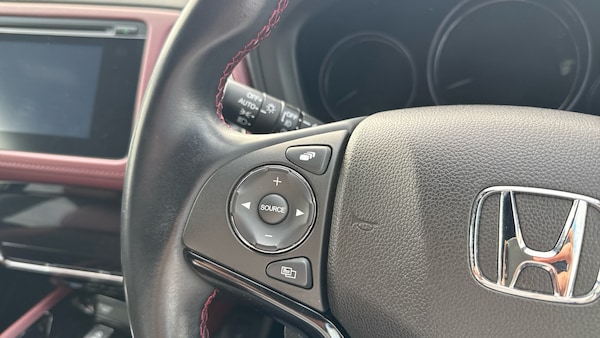 Used Honda HR-V 2020 for sale - 76220671: Photo 32