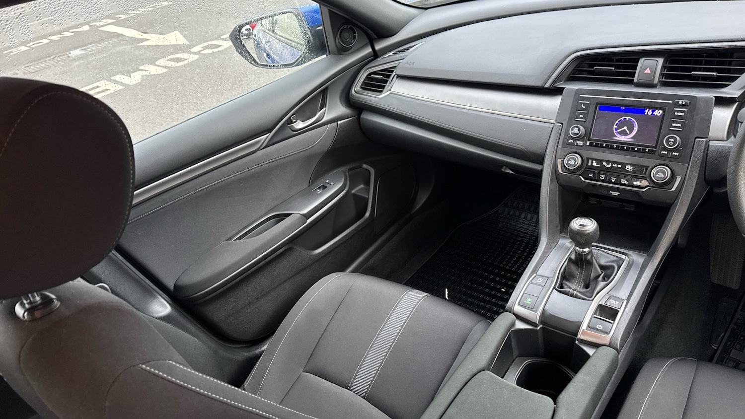 Used Honda Civic 2017 for sale - 77493185: Photo 14