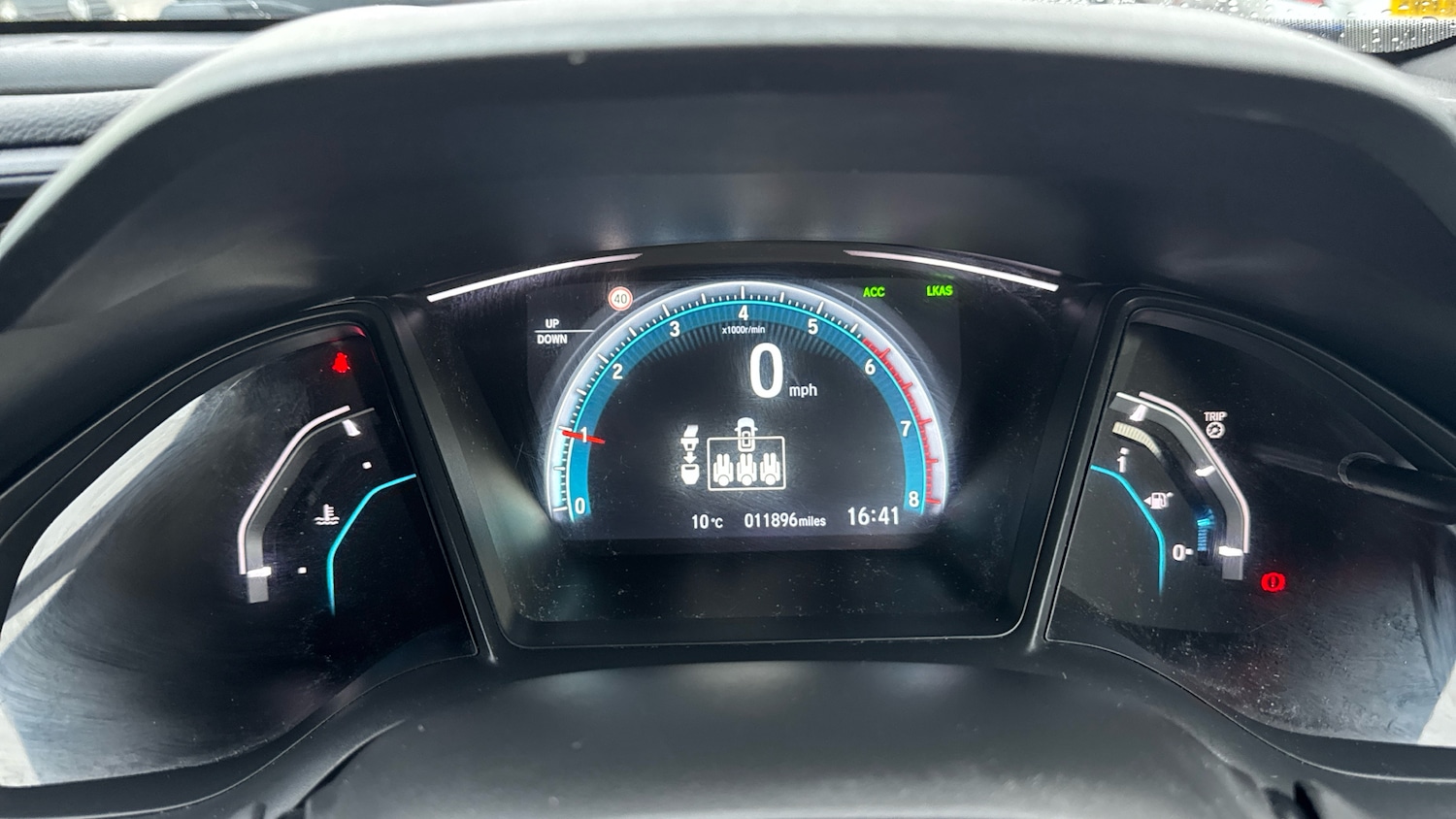 Used Honda Civic 2017 for sale - 77493185: Photo 18