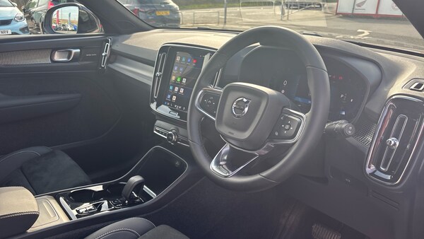 Used Volvo XC40 2023 for sale - 76181888: Photo 11