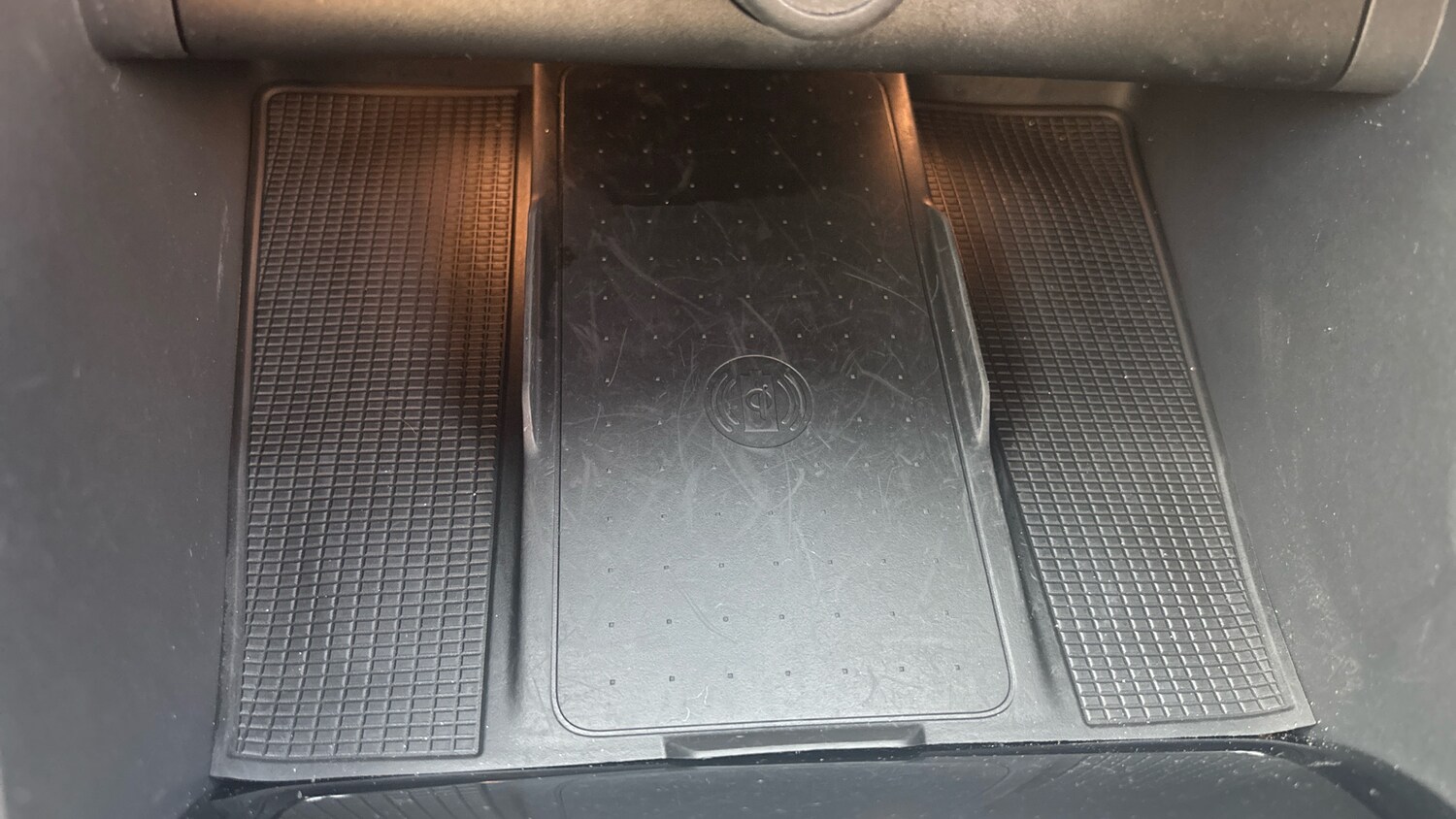 Used Volvo XC40 2023 for sale - 76181888: Photo 28