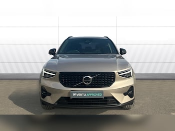 Used Volvo XC40 2023 for sale - 76181888: Photo