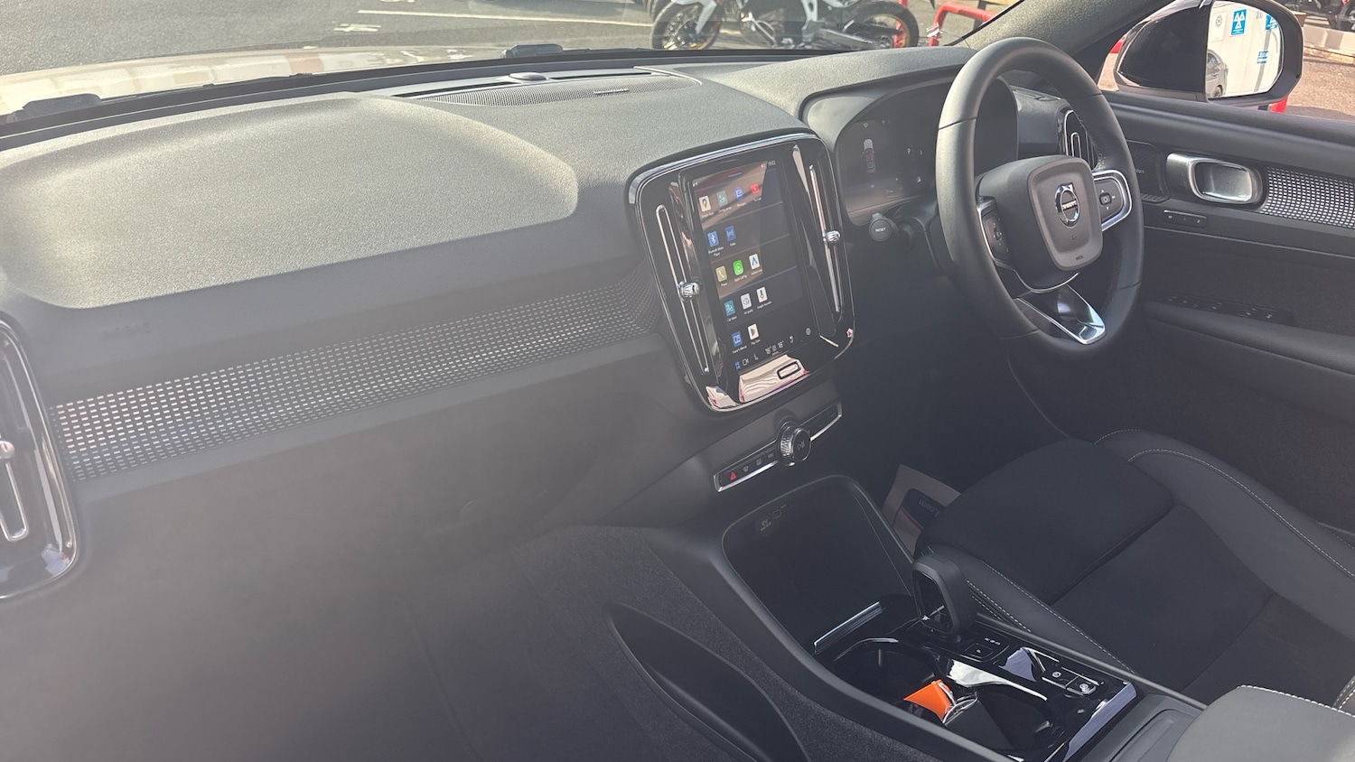 Used Volvo XC40 2023 for sale - 76181888: Photo 9