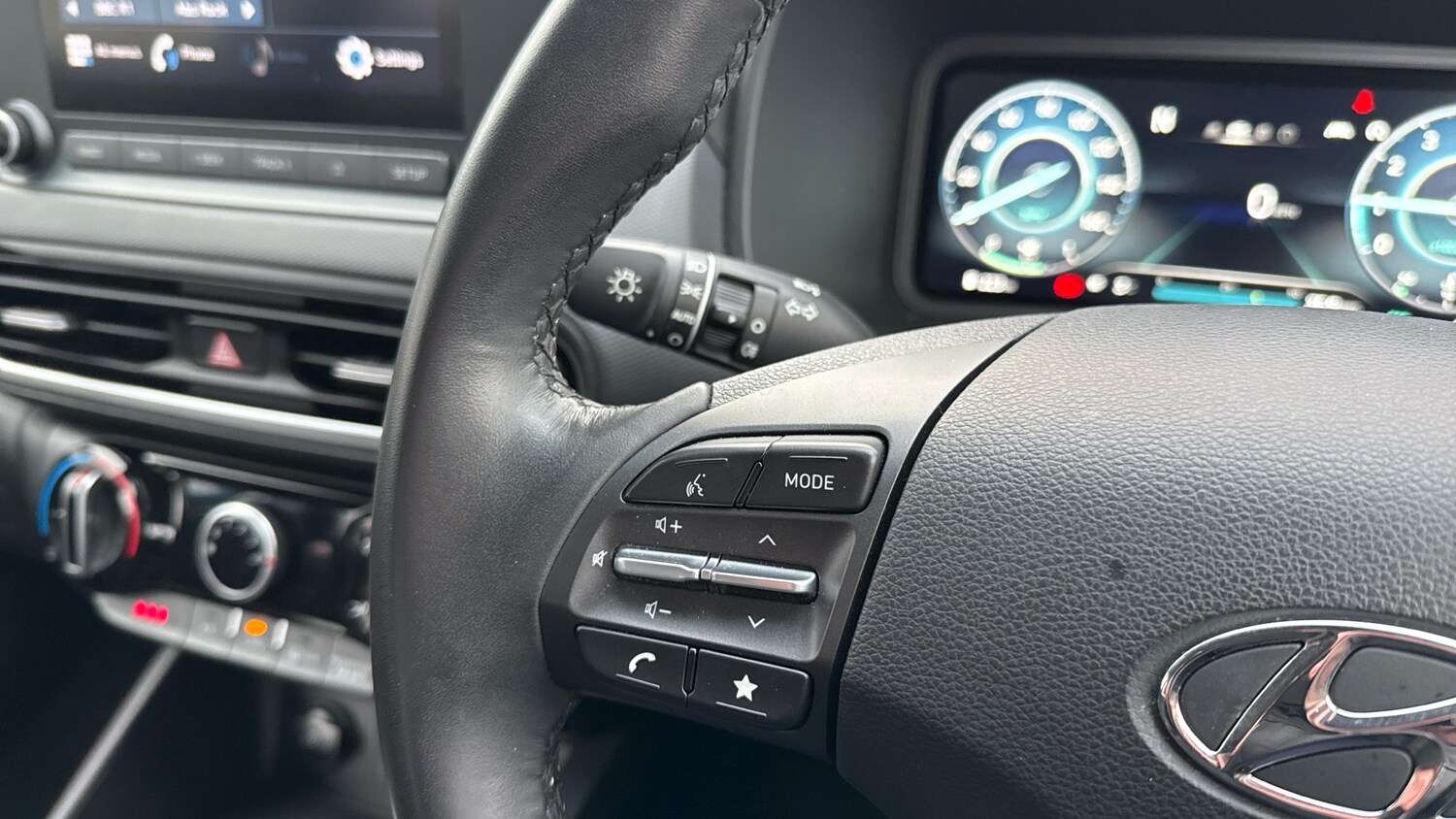 Used Hyundai KONA 2022 for sale - 76602219: Photo 39