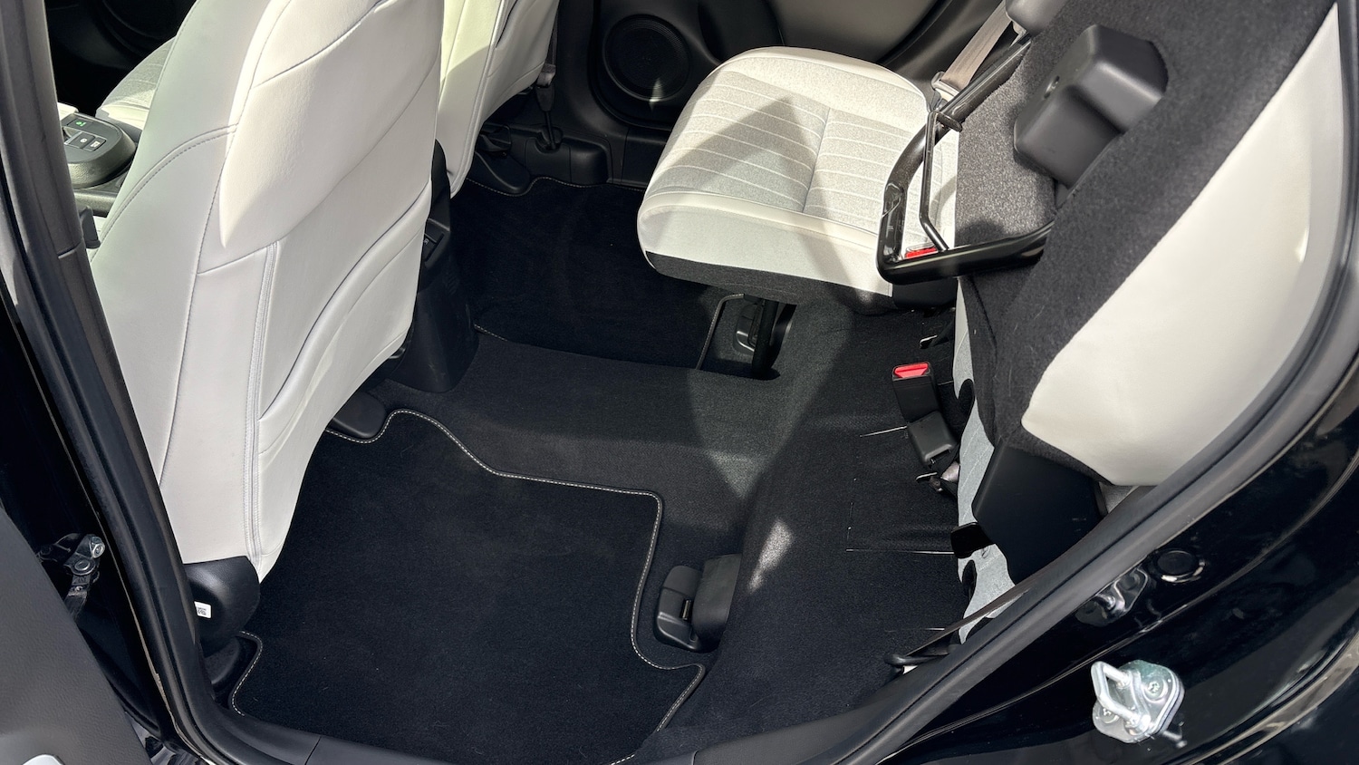 Used Honda Jazz 2023 for sale - 76181890: Photo 16
