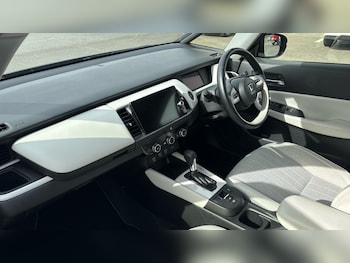 Used Honda Jazz 2023 for sale - 76181890: Photo 2