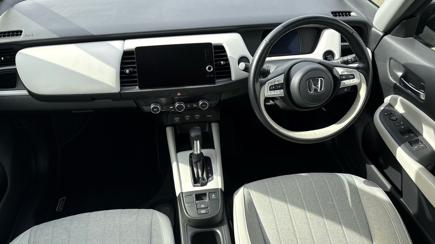 Used Honda Jazz 2023 for sale - 76181890: Photo 4