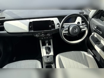 Used Honda Jazz 2023 for sale - 76181890: Photo 4