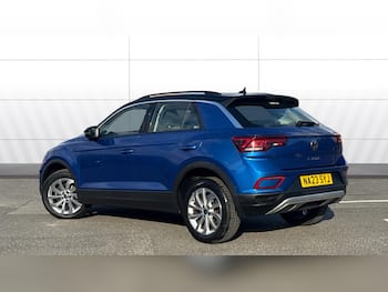 Used Volkswagen T-Roc 2023 for sale - 79416965: Photo