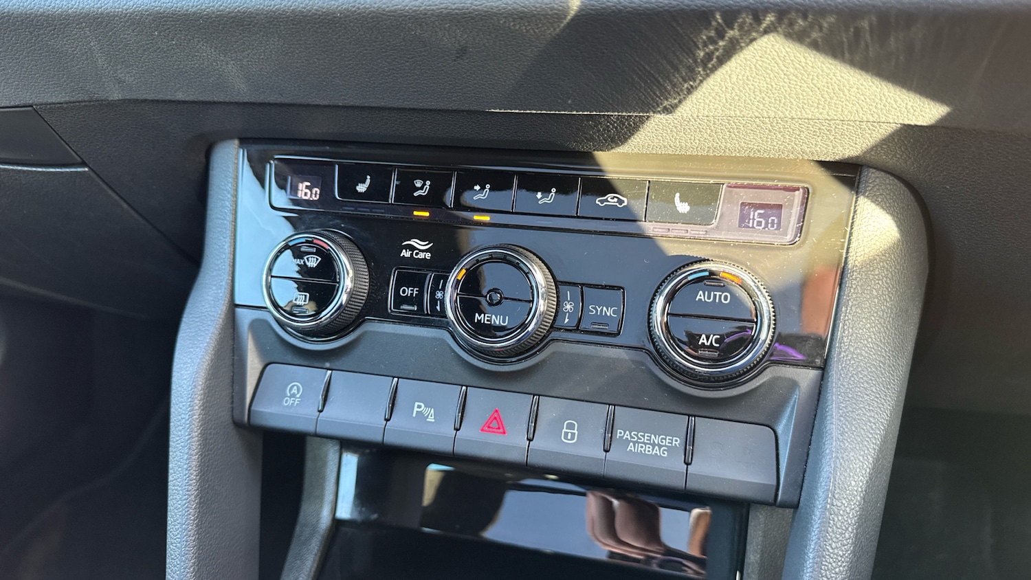 Used Skoda Karoq 2023 for sale - 76452666: Photo 23