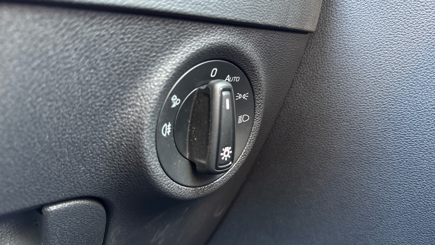 Used Skoda Karoq 2023 for sale - 76452666: Photo 26