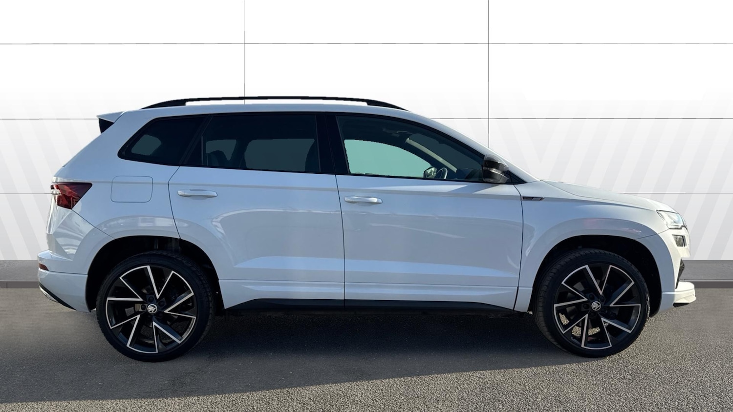 Used Skoda Karoq 2023 for sale - 76452666: Photo 5