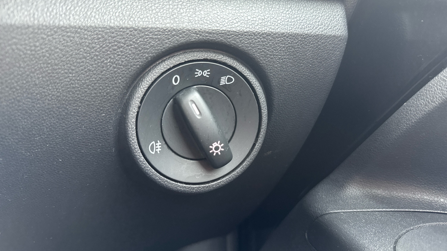 Used Volkswagen up! 2020 for sale - 78011508: Photo 23