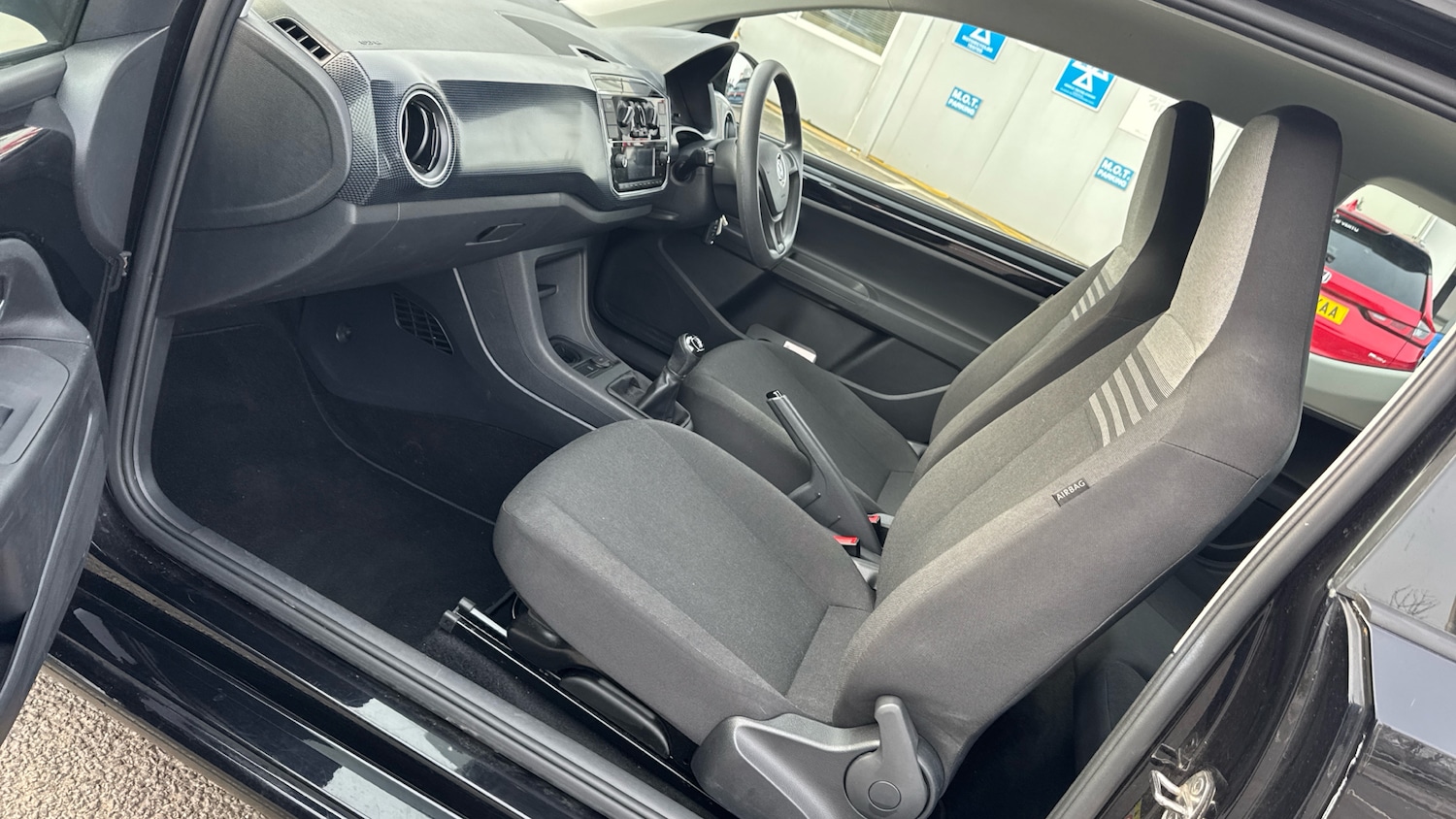 Used Volkswagen up! 2020 for sale - 78011508: Photo 41