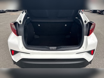 Used Toyota C-HR 2020 for sale - 79346903: Photo