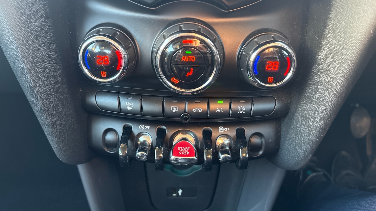 Used MINI Hatch 2018 for sale - 76766831: Photo 27