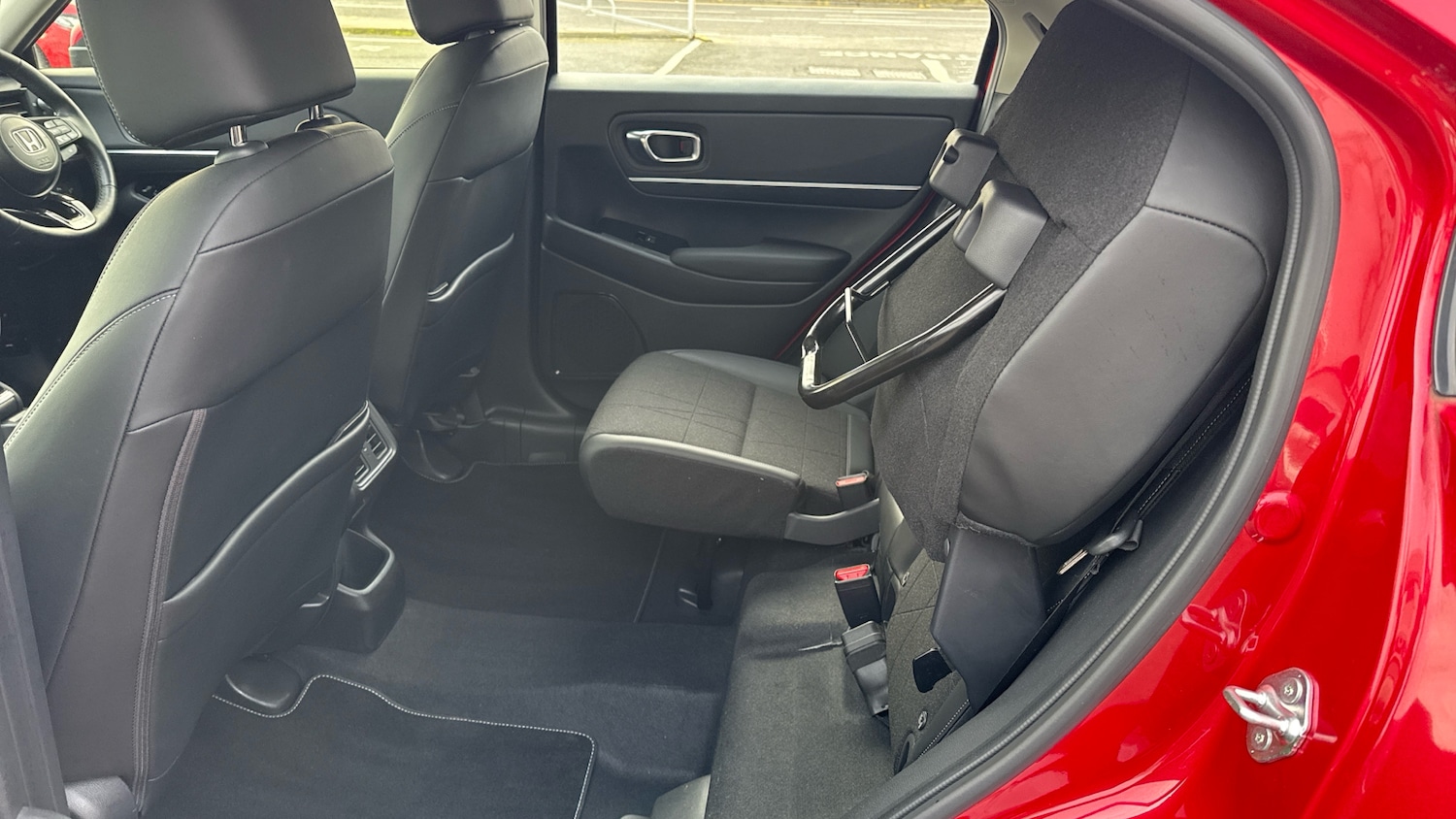 Used Honda HR-V 2023 for sale - 77601927: Photo 26