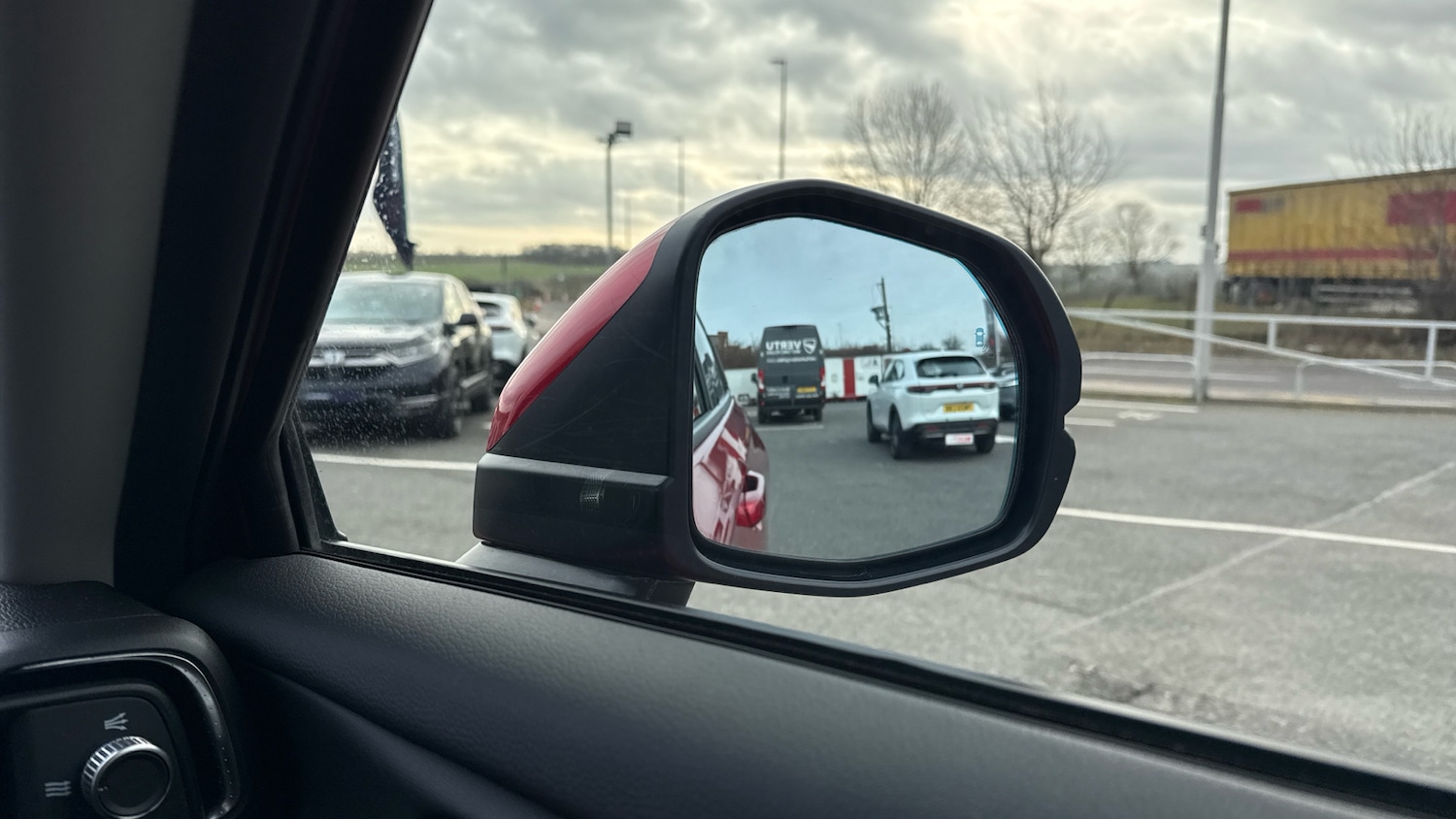 Used Honda HR-V 2023 for sale - 77601927: Photo 30