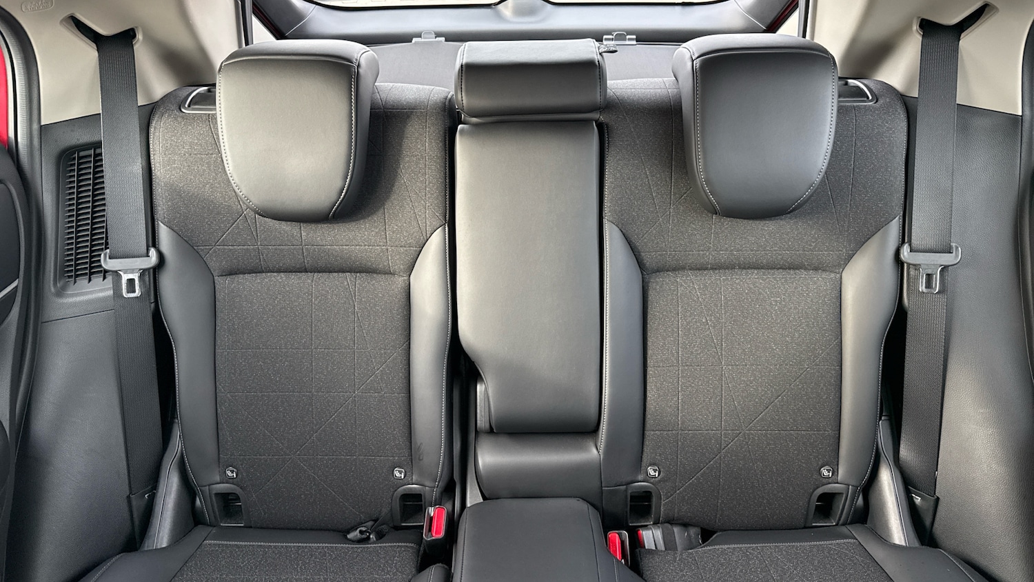 Used Honda HR-V 2023 for sale - 77601927: Photo 40