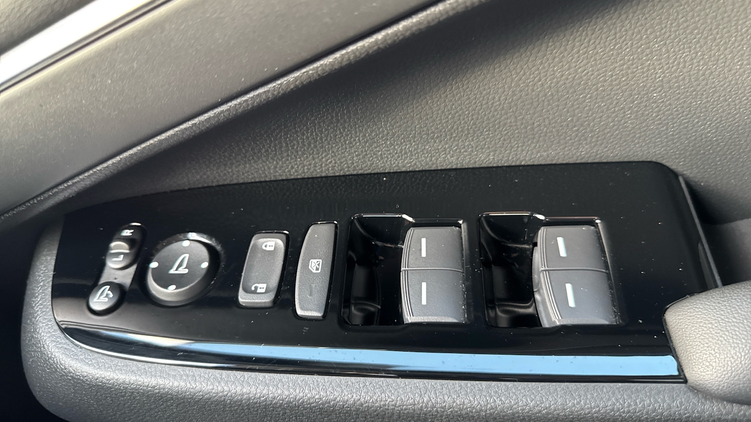 Used Honda HR-V 2023 for sale - 76101947: Photo 15