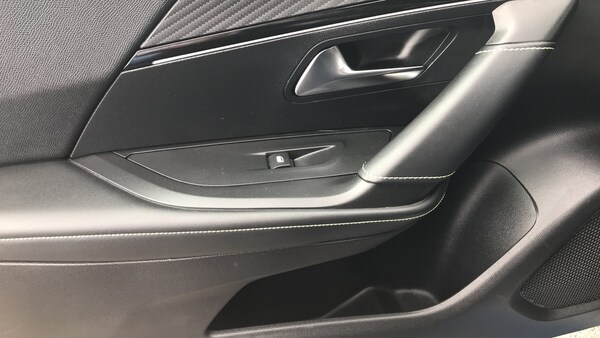 Used Peugeot 2008 2020 for sale - 75514995: Photo 21
