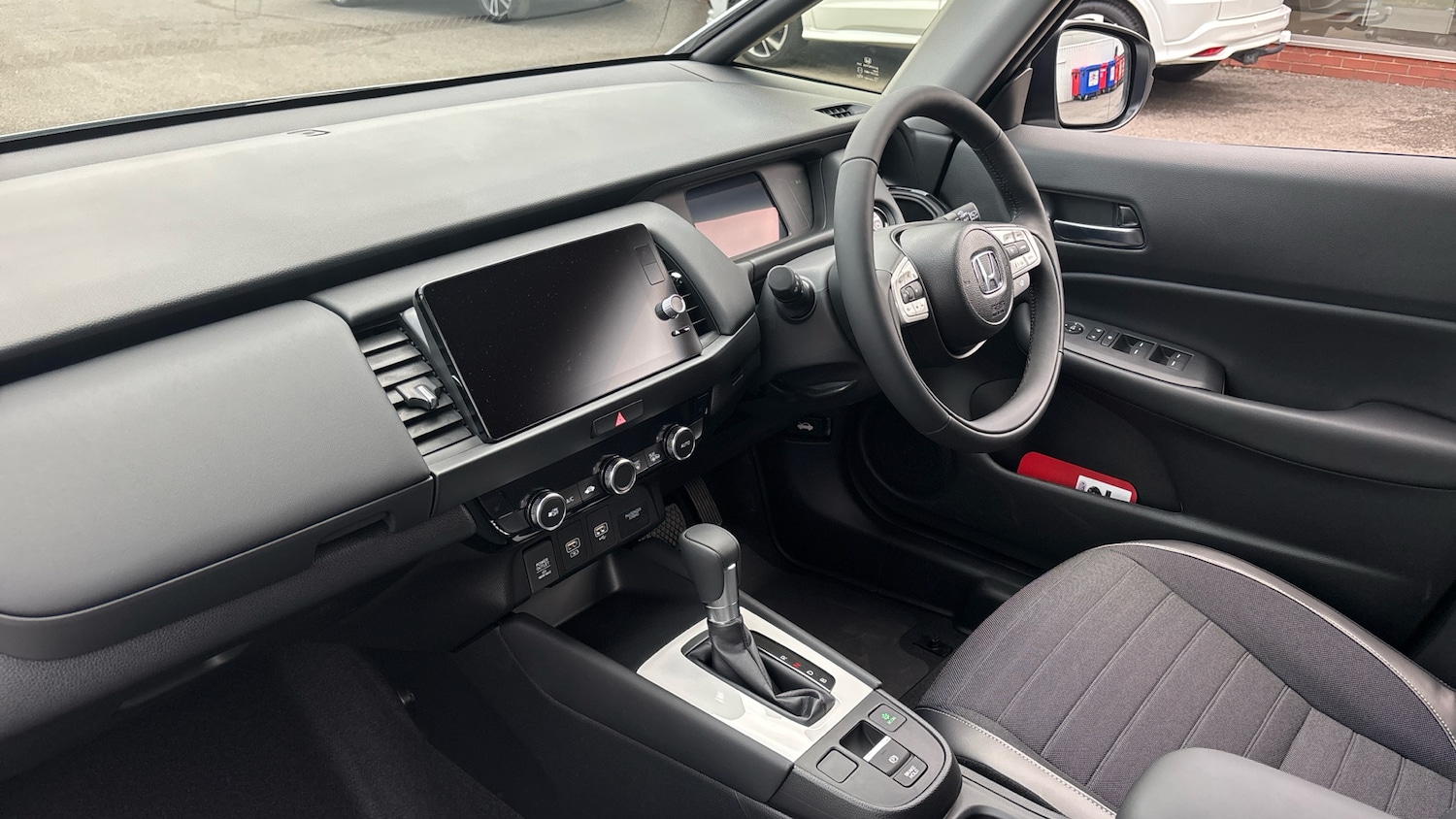 Used Honda Jazz 2025 for sale - 76133958: Photo 2
