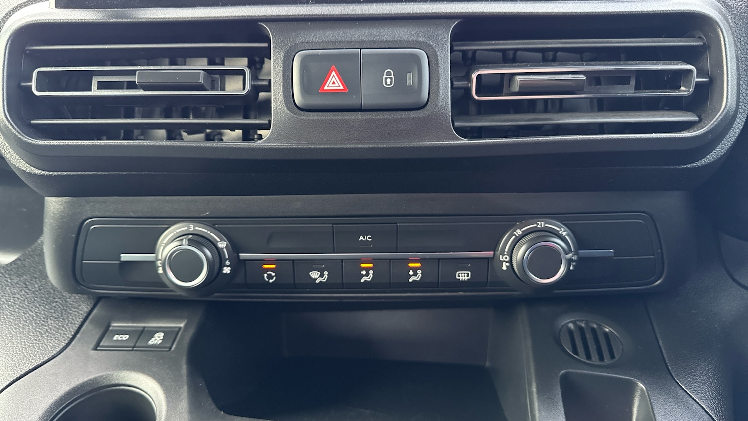 Used Citroen Berlingo 2018 for sale - 77501628: Photo 30