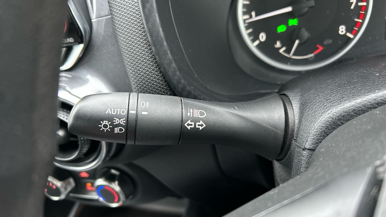 Used Nissan Juke 2023 for sale - 77196349: Photo 42