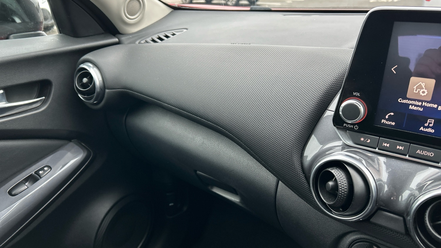 Used Nissan Juke 2023 for sale - 77196349: Photo 44