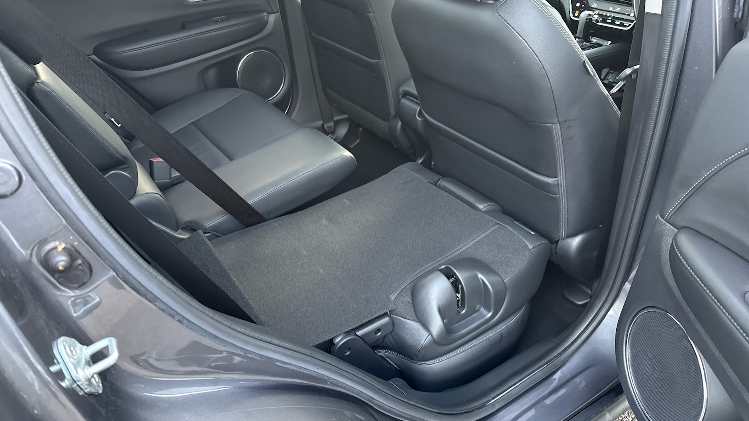 Used Honda HR-V 2018 for sale - 76860206: Photo 24