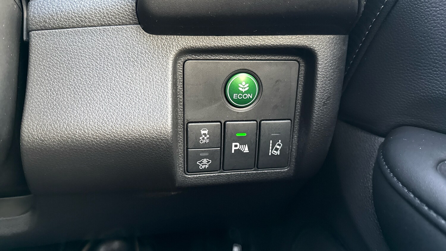 Used Honda HR-V 2018 for sale - 76860206: Photo 31