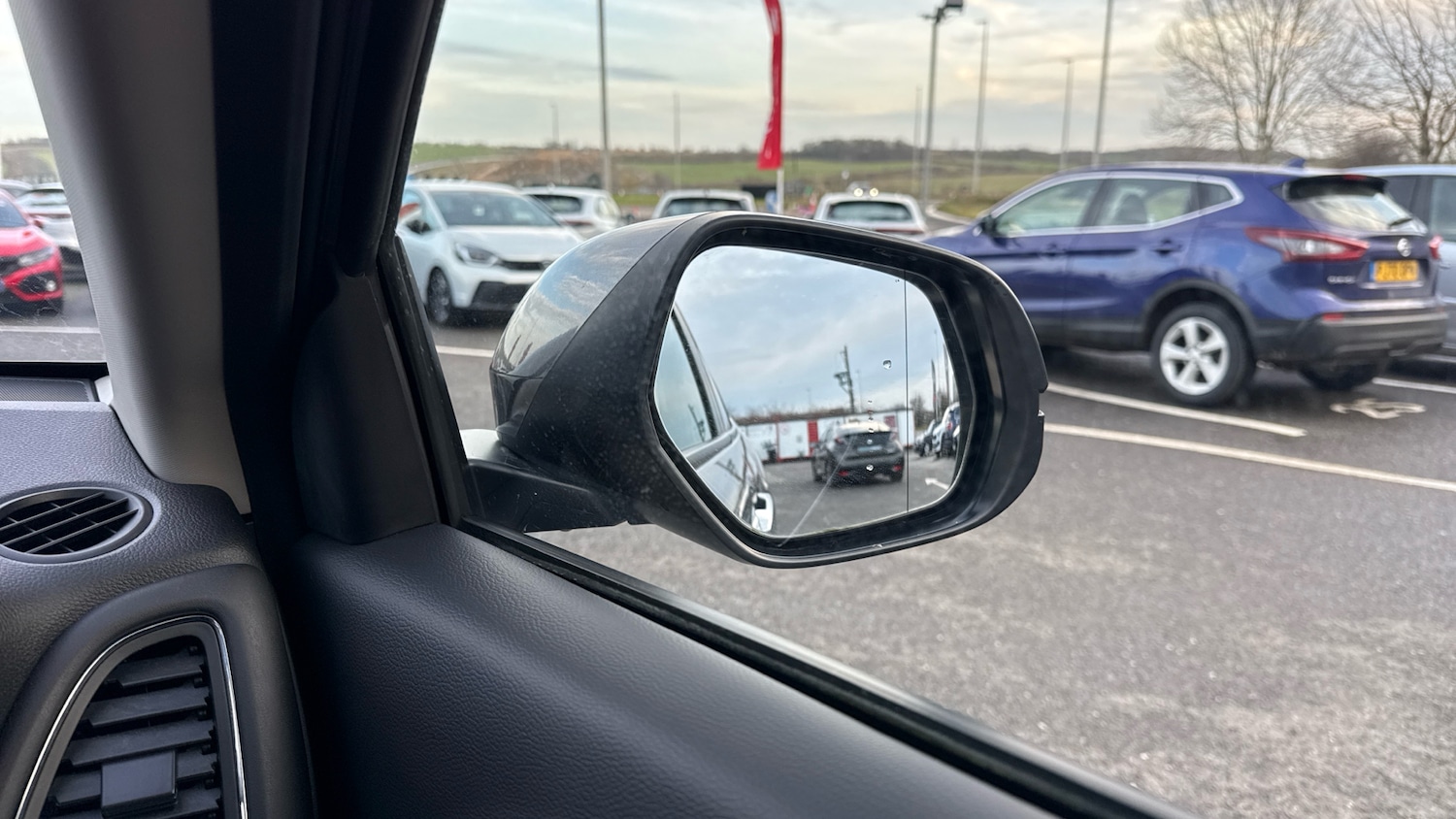 Used Honda HR-V 2018 for sale - 76860206: Photo 32