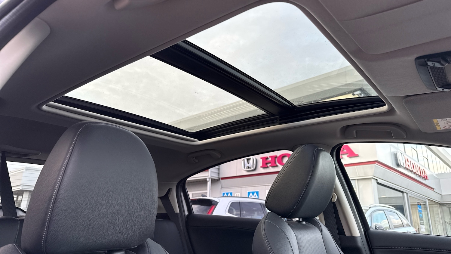 Used Honda HR-V 2018 for sale - 76860206: Photo 37