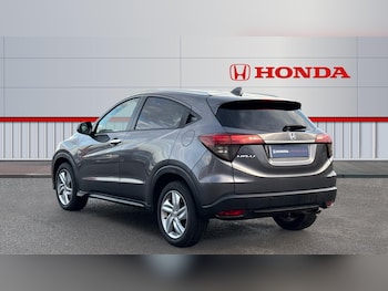 Used Honda HR-V 2018 for sale - 76860206: Photo