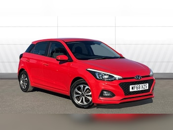 Used Hyundai i20 2018 for sale - 78340177: Photo