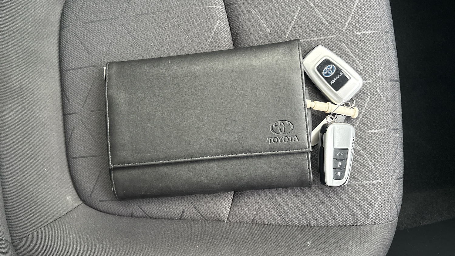 Used Toyota RAV4 2022 for sale - 76557264: Photo 19